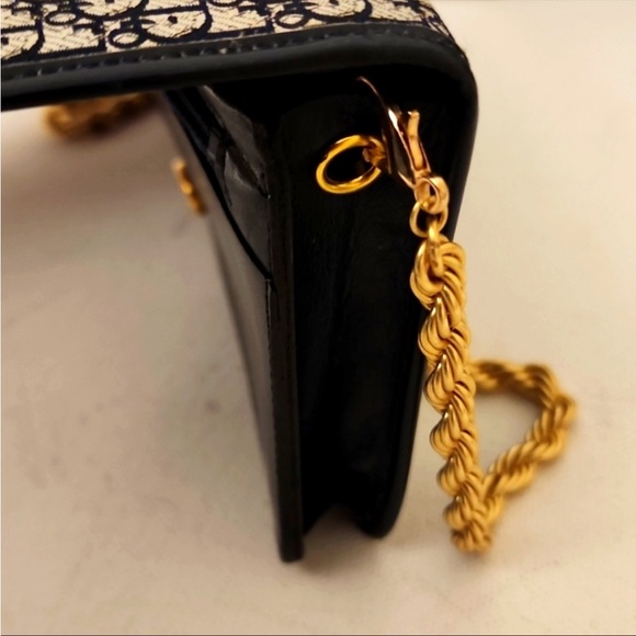 Dior Vintage Wallet on chain - Picture 3 of 13